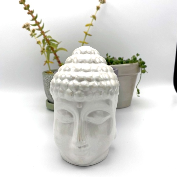 Buddha Head Zen Decor in Pearly White Ceramic ** last one** - Picture 2 of 4